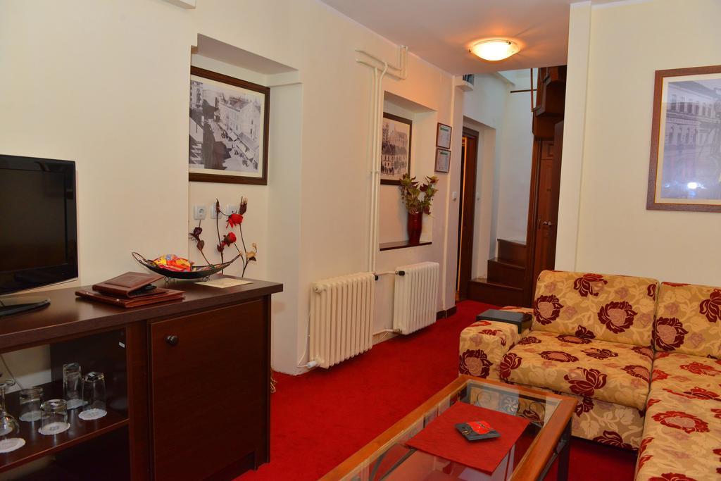 Hotel Manjez Centar Belgrad Zimmer foto