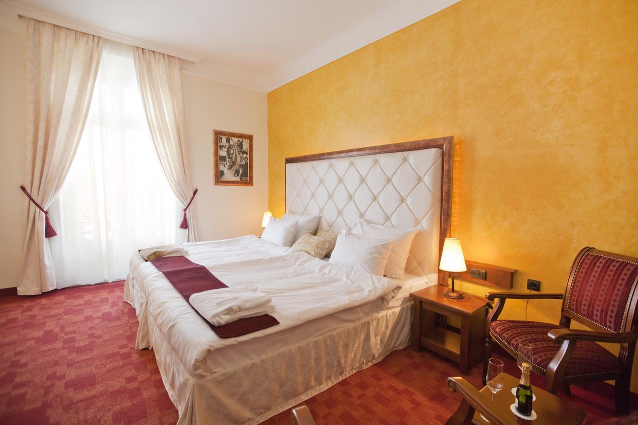 Hotel Manjez Centar Belgrad Exterior foto